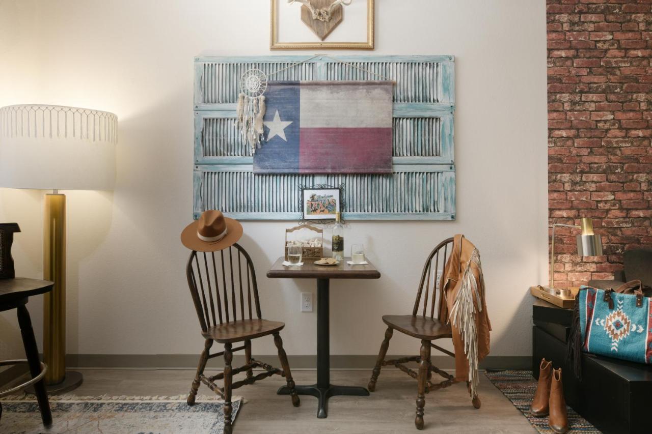 Springhill Suites By Marriott Lindale Tyler Bagian luar foto